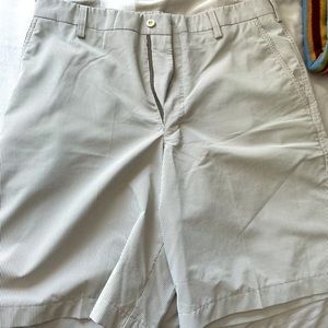 Men Nike Golf Shorts (White) Size 32